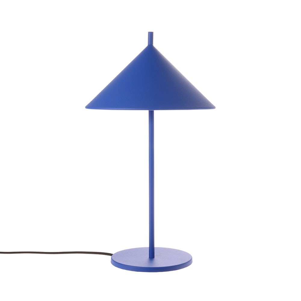 Lámpara de mesa triangular en metal cobalto HKliving