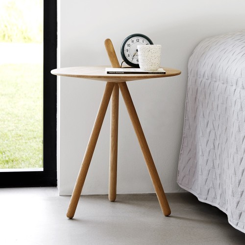 Come Here mesa auxiliar de roble Woud