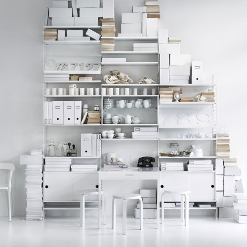 Witte planken - String-systeem String Furniture