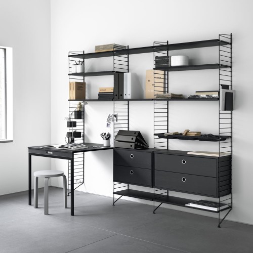 Schwarze Bodenablage (n) - Saitensystem String Furniture