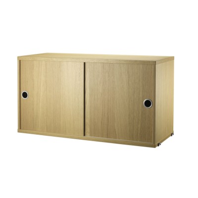 Mobile con ante scorrevoli in rovere - String system String Furniture String Furniture