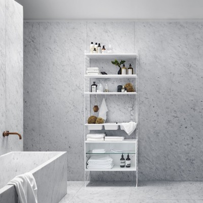 Vetrina bianca con ante scorrevoli in vetro - String system String Furniture 2