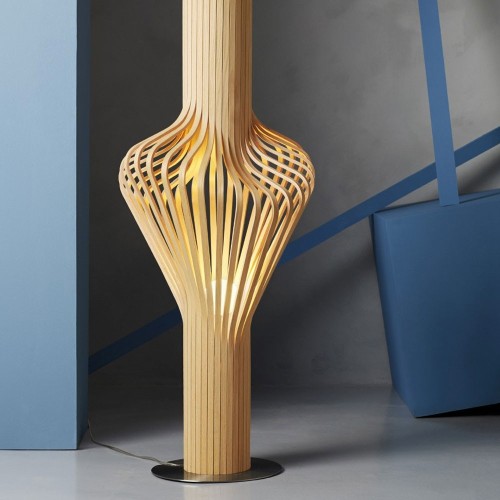 Lampe de sol Diva chêne Northern