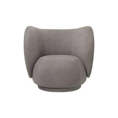 Rico sillón gris topo cepillado Ferm Living