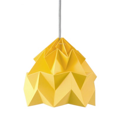 Origami-Anhänger aus goldgelbem Mottenpapier Snowpuppe