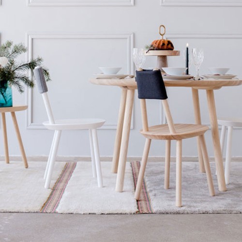 Chaise Naïve frêne naturel Emko