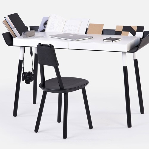 Naïve chair black Emko