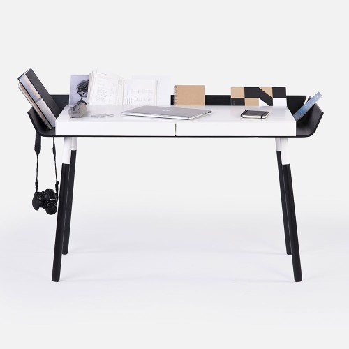 Bureau My Writing noir L Emko