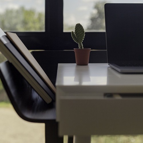 My Writing desk zwart S Emko