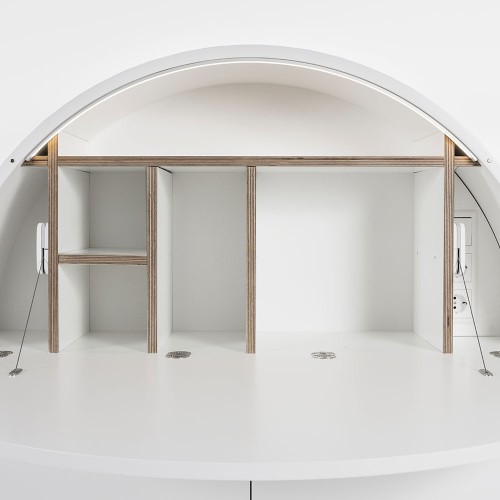 Pill wandbureau wit Emko