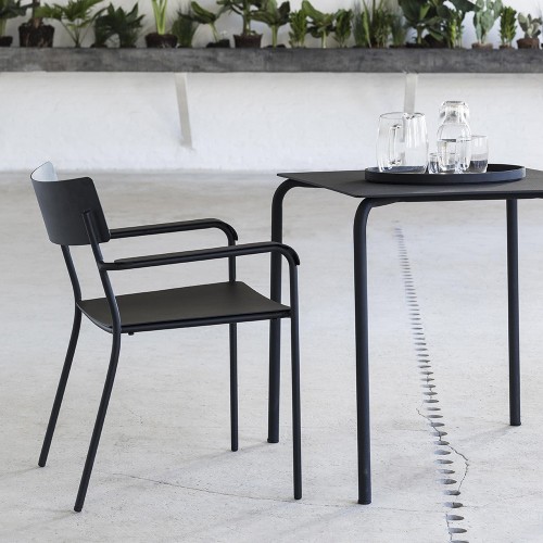 Mesa de agosto negra Serax