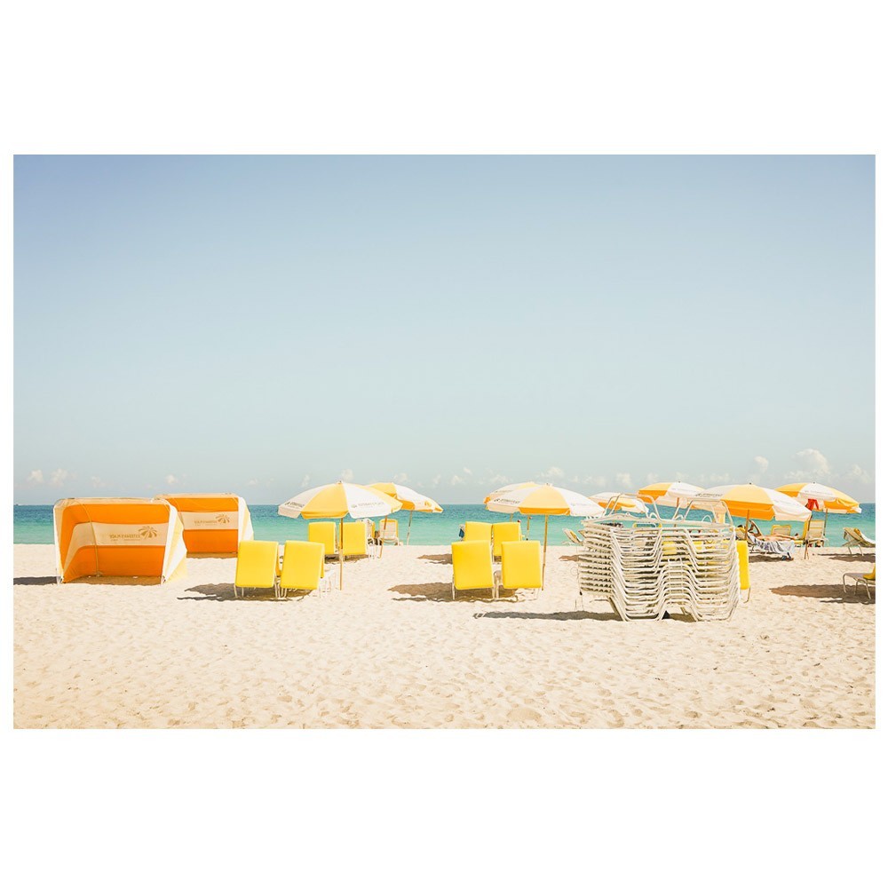 Affiche Miami Beach - fauteuils jaunes David & David Studio