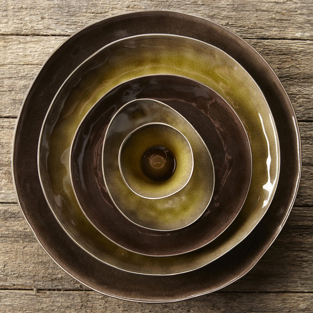 Plate Pure oval L brown Serax