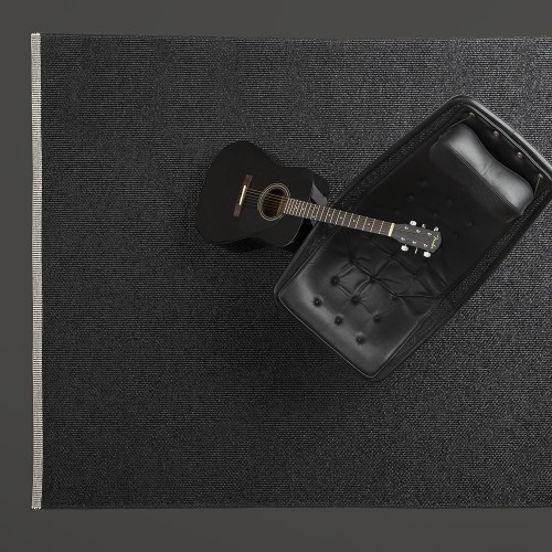 Tappeto Mono nero Pappelina