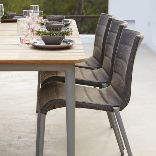 Table à manger Cor socle taupe L Cane-line