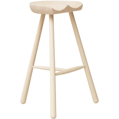Shoemaker stool in beech n ° 68 Form & Refine