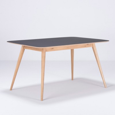 Stafa tafel eiken & zwart linoleum Gazzda Gazzda