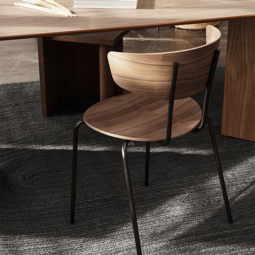 Sedia da pranzo Herman marrone e nera Ferm Living
