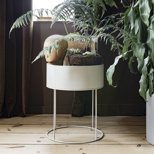 Boîte à plantes ronde gris clair Ferm Living