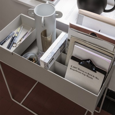 Hellgrauer Pflanzenkasten Ferm Living 2