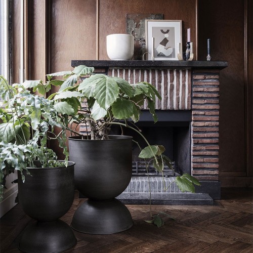 Zandloper L zwarte pot Ferm Living