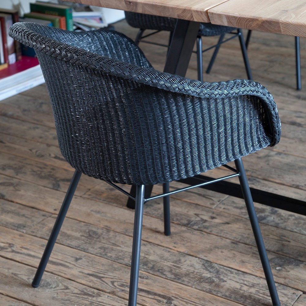 Avril dining chair steel A base Vincent Sheppard