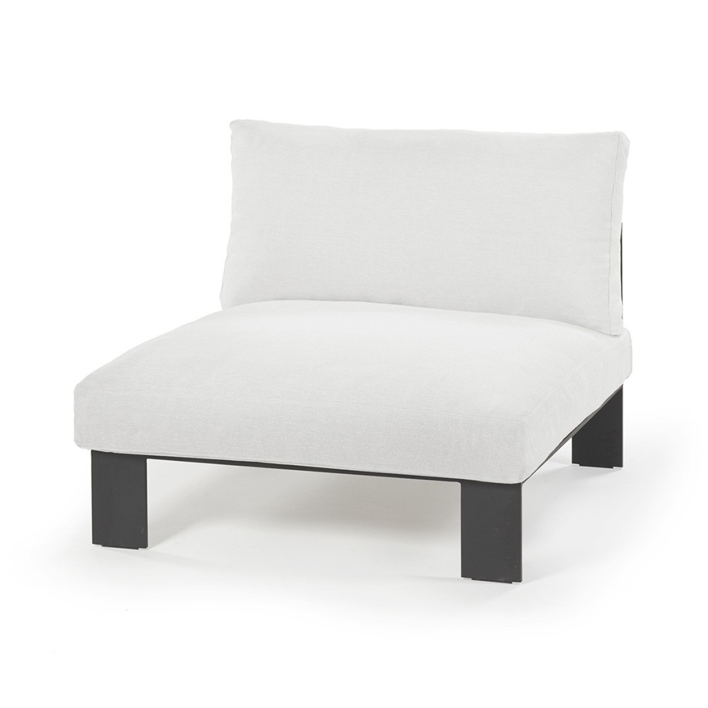 Fauteuil d'extérieur blanc Bea Mombaers Serax
