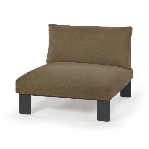 Fauteuil d'extérieur camel Bea Mombaers Serax