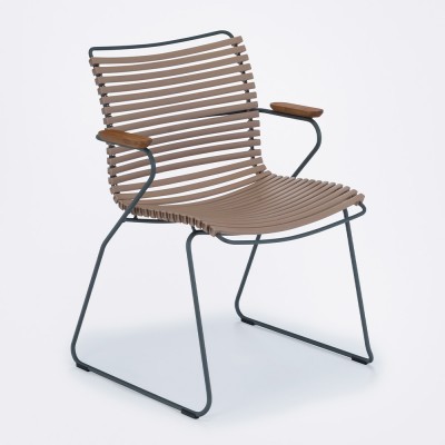 Chaise Click sable avec accoudoirs bambou Houe Houe