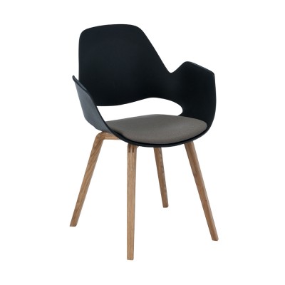 Sedia Falk imbottita beige con braccioli e base in rovere Houe Houe