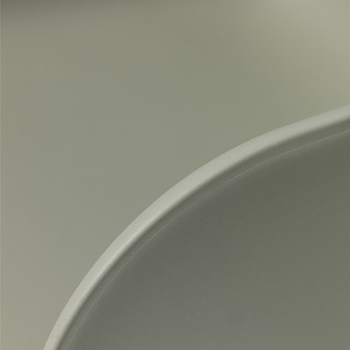 Silla con reposabrazos Madera compuesta de fibra y base de acero y plástico verde polvoriento Muuto