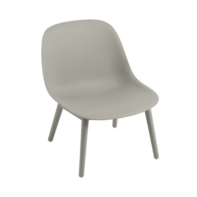 Loungestoel van vezelcomposiet in hout grijs onderstel | Muuto