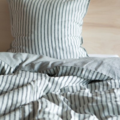 Black and milk washed linen duvet cover Gabrielle Paris 2