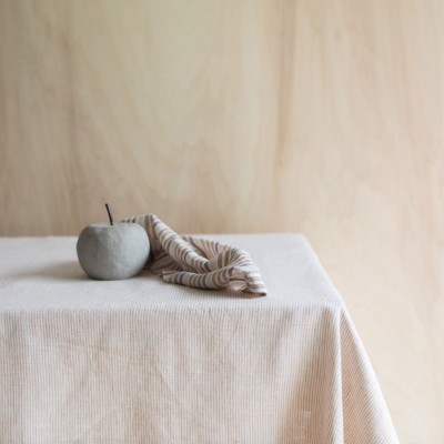 Mantel de lino lavado, arcilla y leche, rayas finas Gabrielle Paris Gabrielle Paris