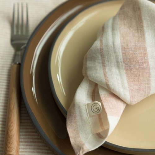 Leinenserviette in Ton und Milch mit großen Streifen Gabrielle Paris