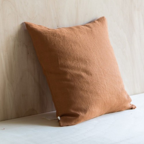 Caramel gewassen linnen kussen Gabrielle Paris