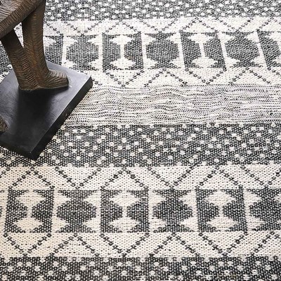 Alfombra de marfil y carbón de Zambeze The Rug Republic 2