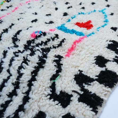 Tapis berbère fait-main au Maroc n°7 Them