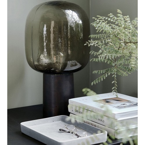 Table lamp Note -Burnished brass