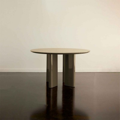 Joe ronde eettafel - kaki lak Gabrielle Paris