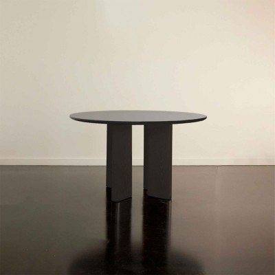 Joe round dining table - Black lazured ash Gabrielle Paris