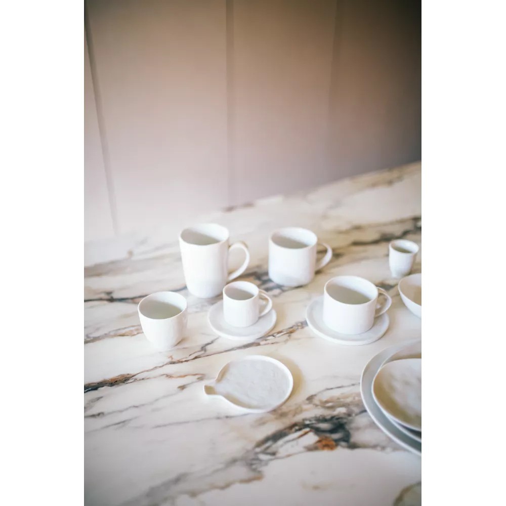 Tasse et soucoupe DIA 14 x H 8,2 cm