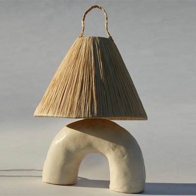 Weiße Keramiklampe, handgefertigt in Barcelona Them