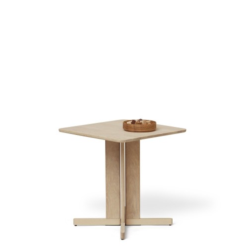 Quatrefoil tafel 68×68, Wit Eiken