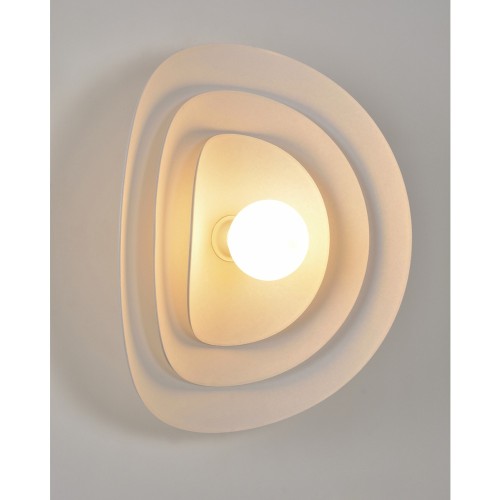 Selenitis wall lamp