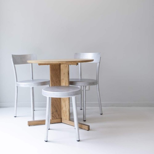 Table ronde Trefoil Ø75 - Chêne
