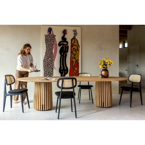 Silla Titus asiento tapizado roble teñido negro