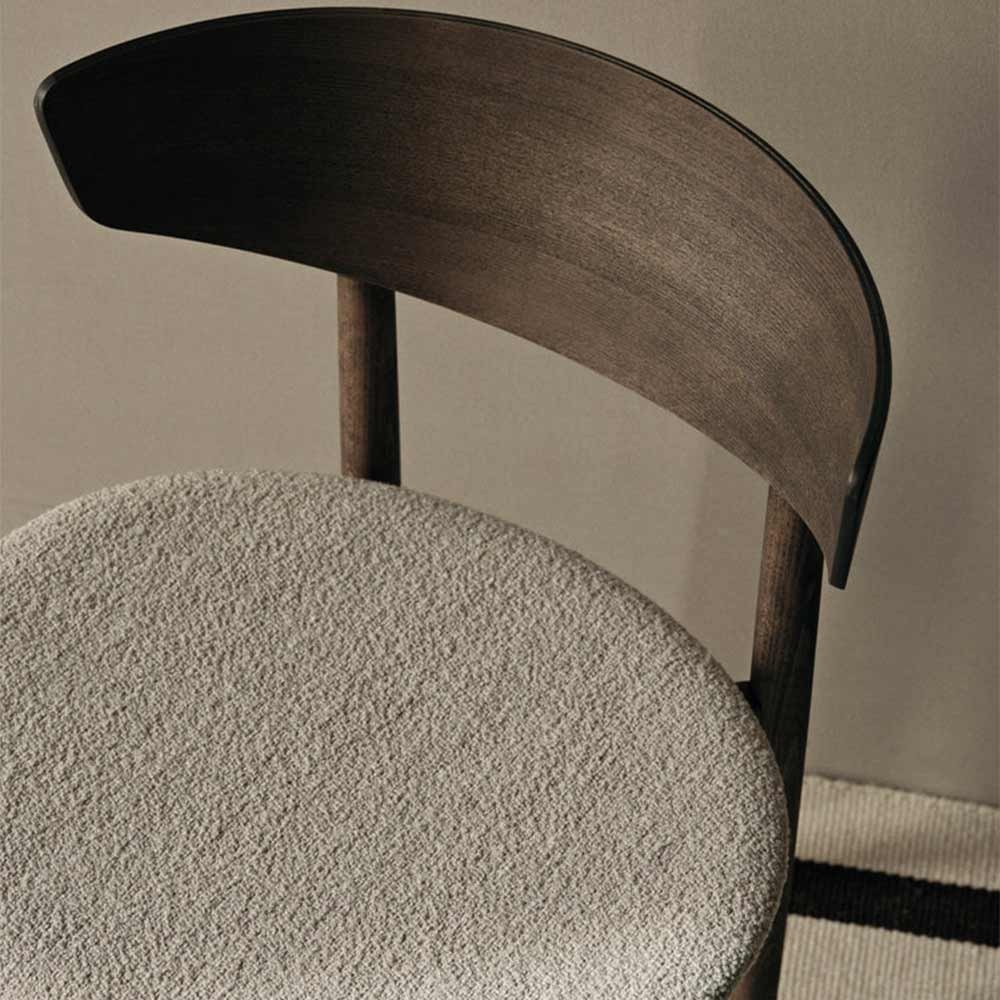 Sedia da pranzo Herman - Soft Bouclé Hêtre teinté foncé/naturel