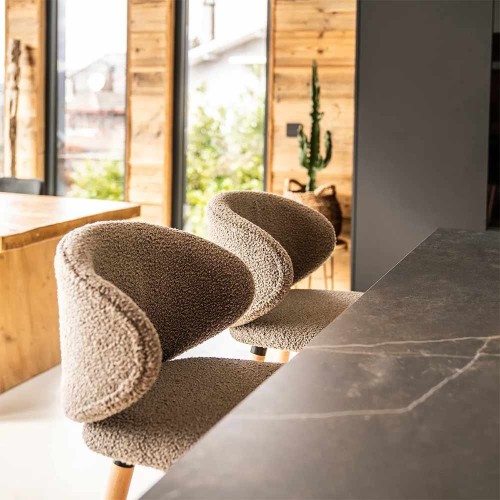 Tiago barstoel in taupe bouclette woleffect stof