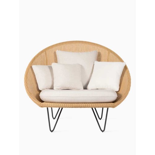 Joe lounge armchair matt base